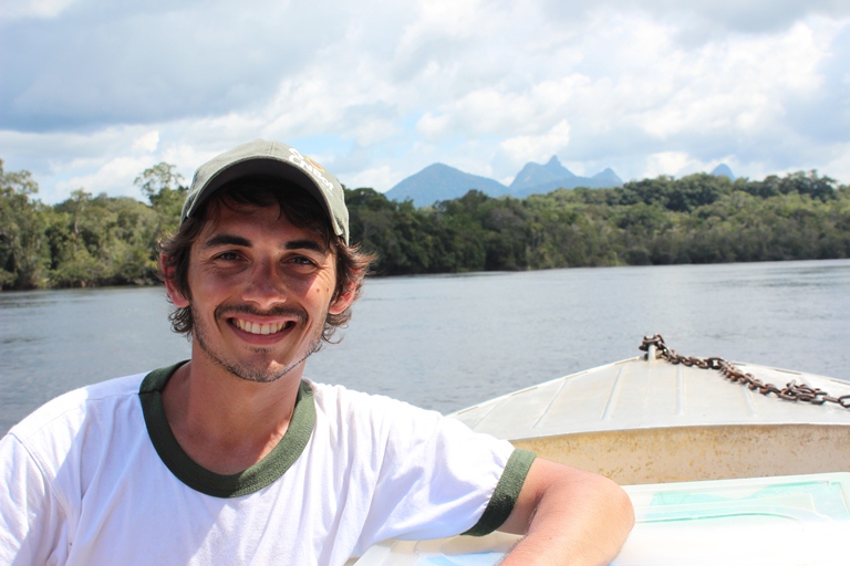 Professor Domingos Cardoso do Instituto de Biologia da UFBA